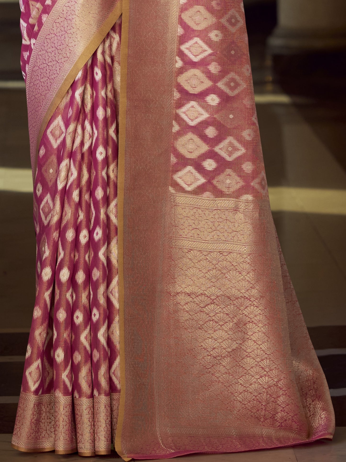 Thulian Pink Zari Woven Tissue Silk Saree